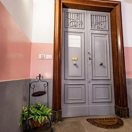 Promenade Bed & Breakfast 3*