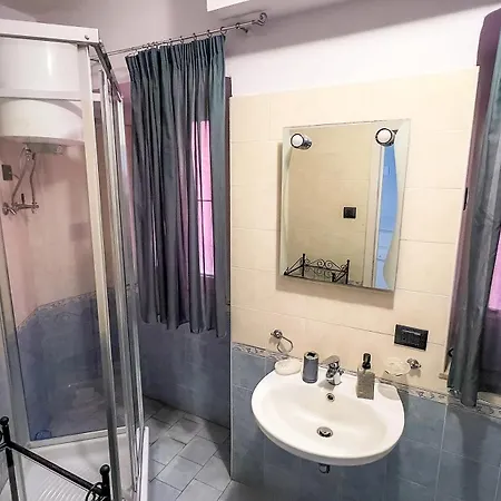 Promenade Bed & Breakfast 3*