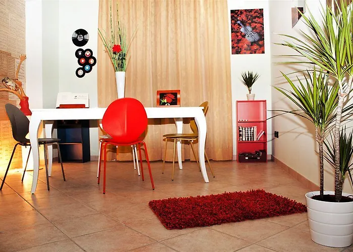 Promenade Bed & Breakfast 4*